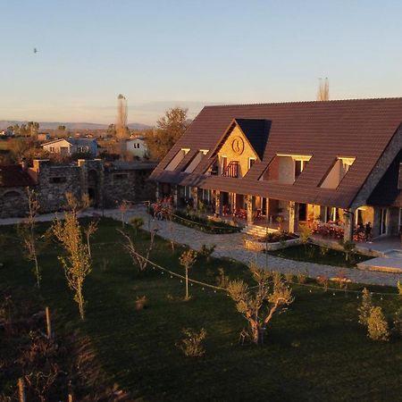 Lahuta E Vjeter Agroturizem Otel Lac Dış mekan fotoğraf